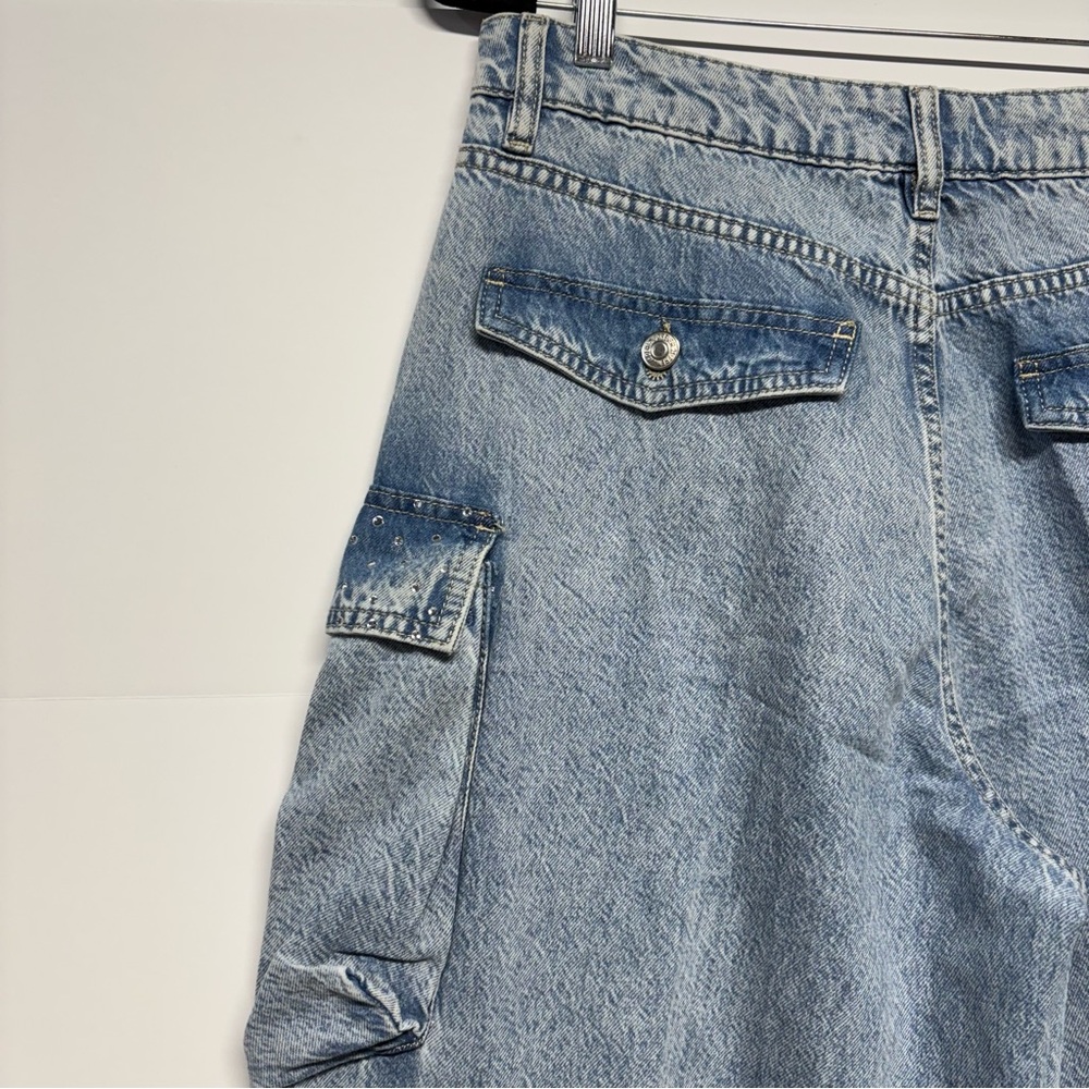 ✨Forever 21 Cargo Jeans Size 29 - Picture 4 of 16